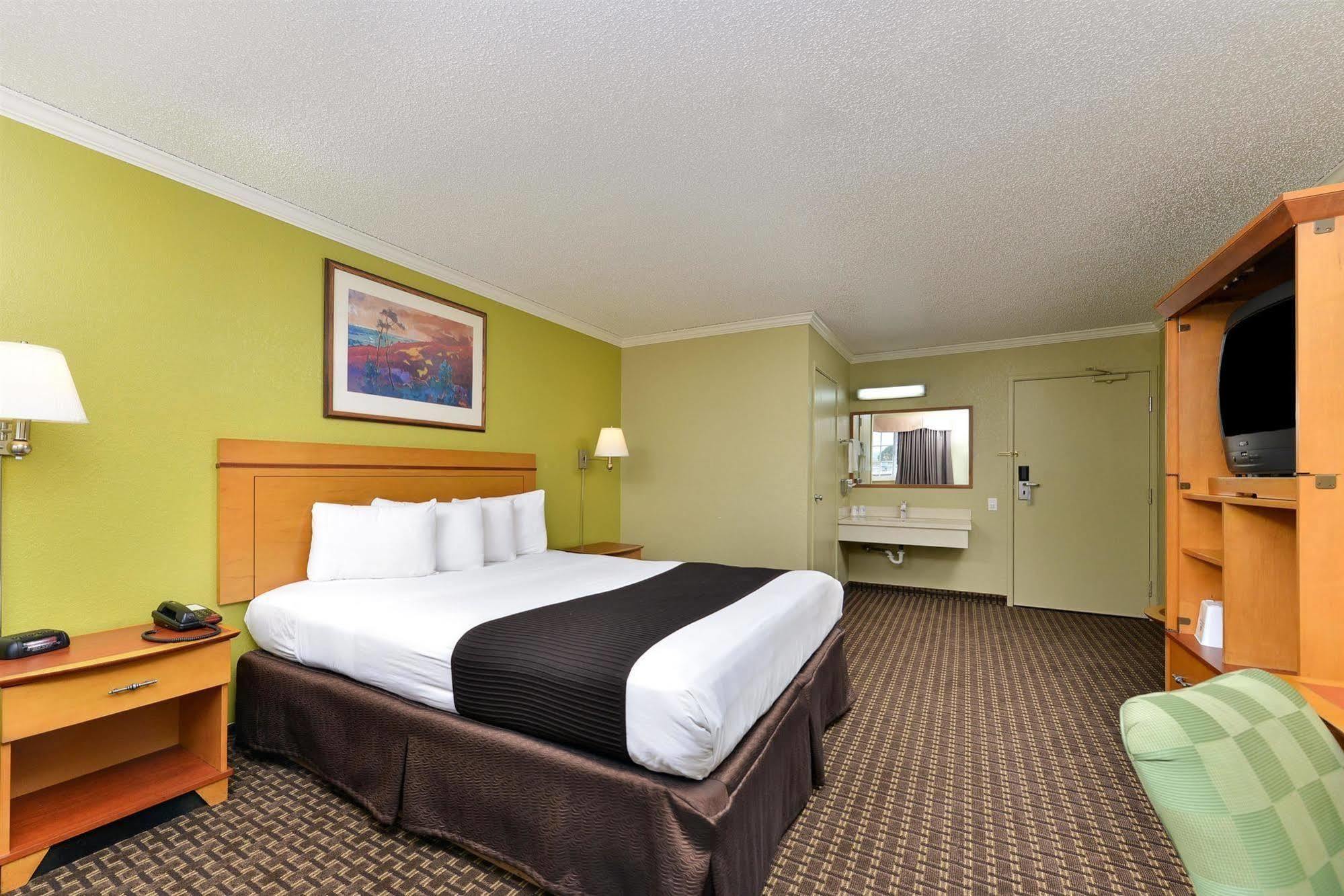 Surestay Plus Hotel By Best Western Hayward Zewnętrze zdjęcie
